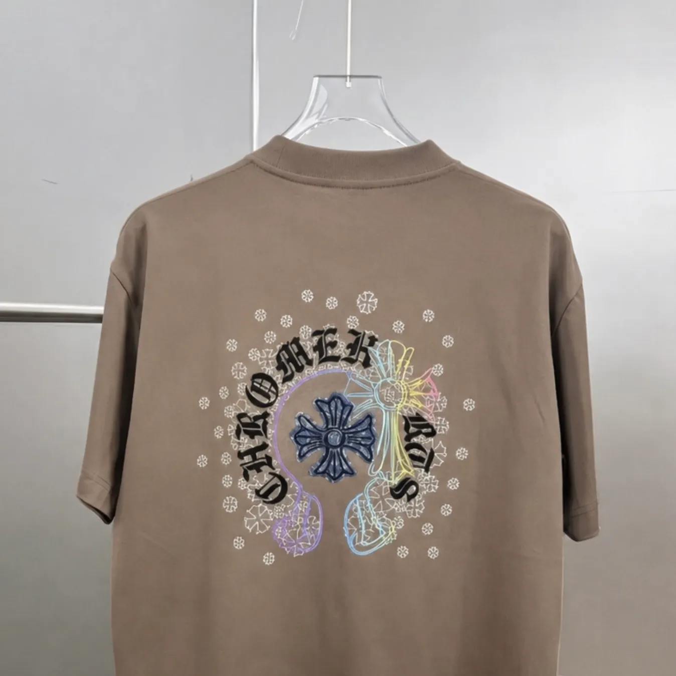 CH～ 《 》 tee ， Same Style ， : Black White Coffee Brown Size：S（90-130 ） M（125-150 ） L（135-165 ） XL（160-190 ） XXL（185 ）